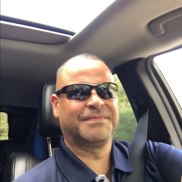 Meet your Posher, Ray - Picture 1 of 1